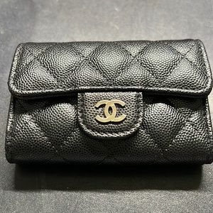 Chanel O-Key Holder (4-keys)